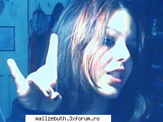 intrebari raspunsuri pfff... mai mult atat stiu mai zic totimpul crezut siteul asta merita mai multe