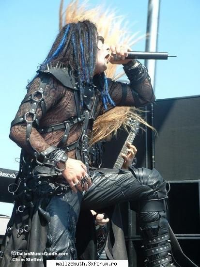 cum privesc ceilalti? timpul lumea condamna dupa aparente..