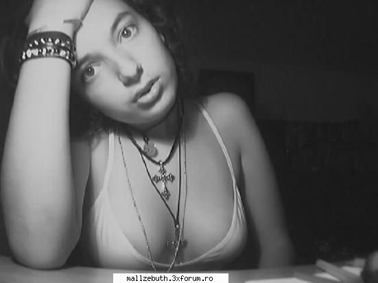 prezentari asta poza mine...si dupa cum observa lipsa ocupatie duce prostie acuta