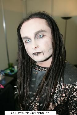 A gothic romance... - I like Cradle...and Dani is my idol!probally my - Discutii offtopic