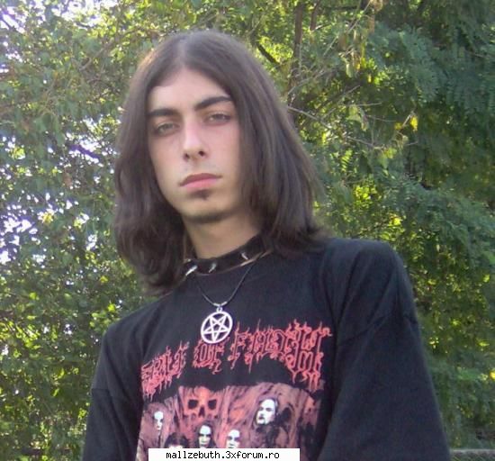 Prezentari - Magus Hessian Mallzebuth About Me... HOBBY: Music - Discutii generale